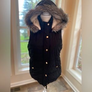 Ci Sono Originals black puffer vest with hood